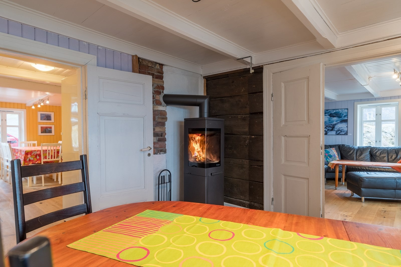 38 Peisovn i stue 2.JPG Galleribilde