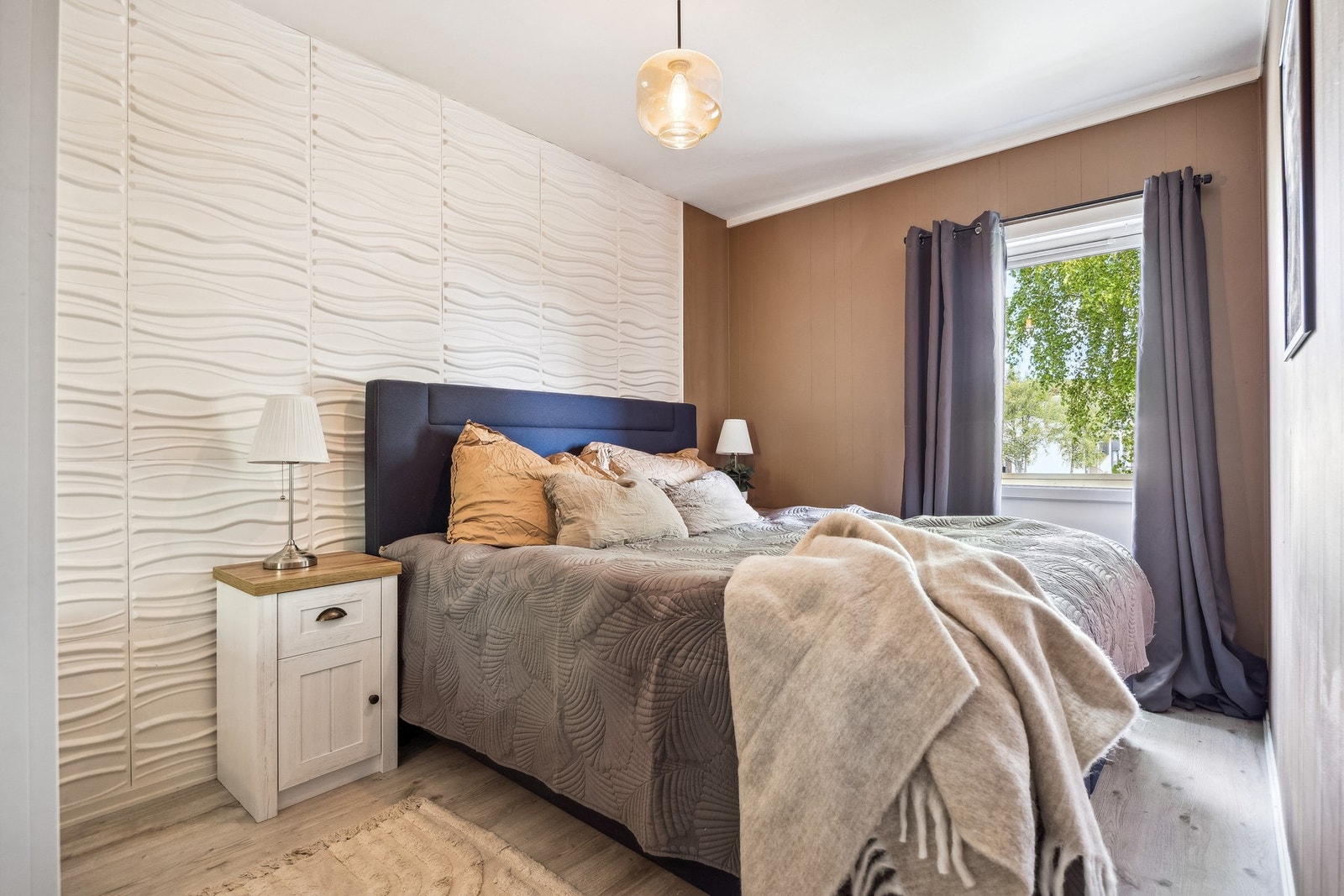 Hovedsoverommet måler 10 kvm, og har god plass til ønsket sengestørrelse. Galleribilde