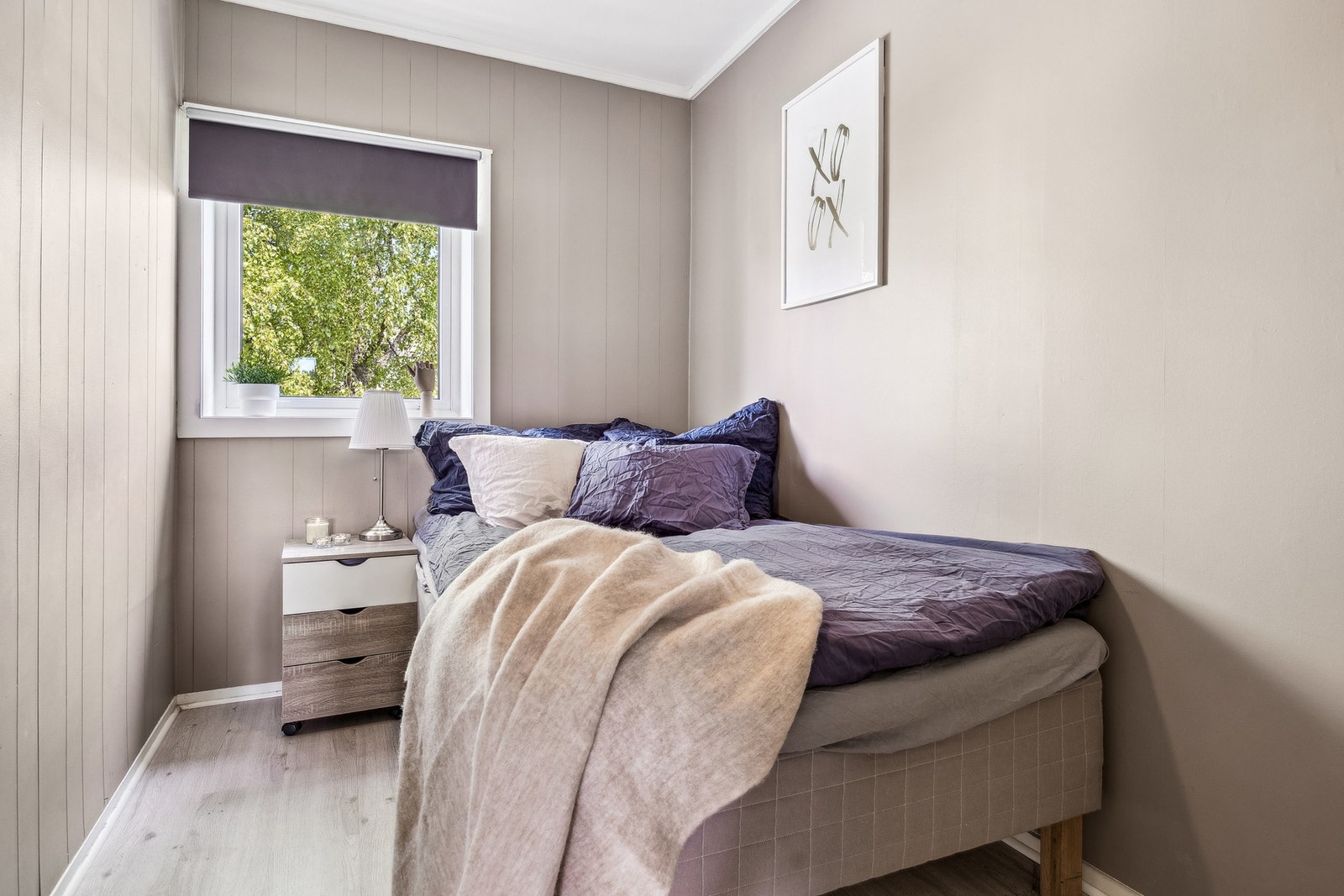 De to mindre rommene fungerer godt som barnerom eller hjemmekontor. Galleribilde