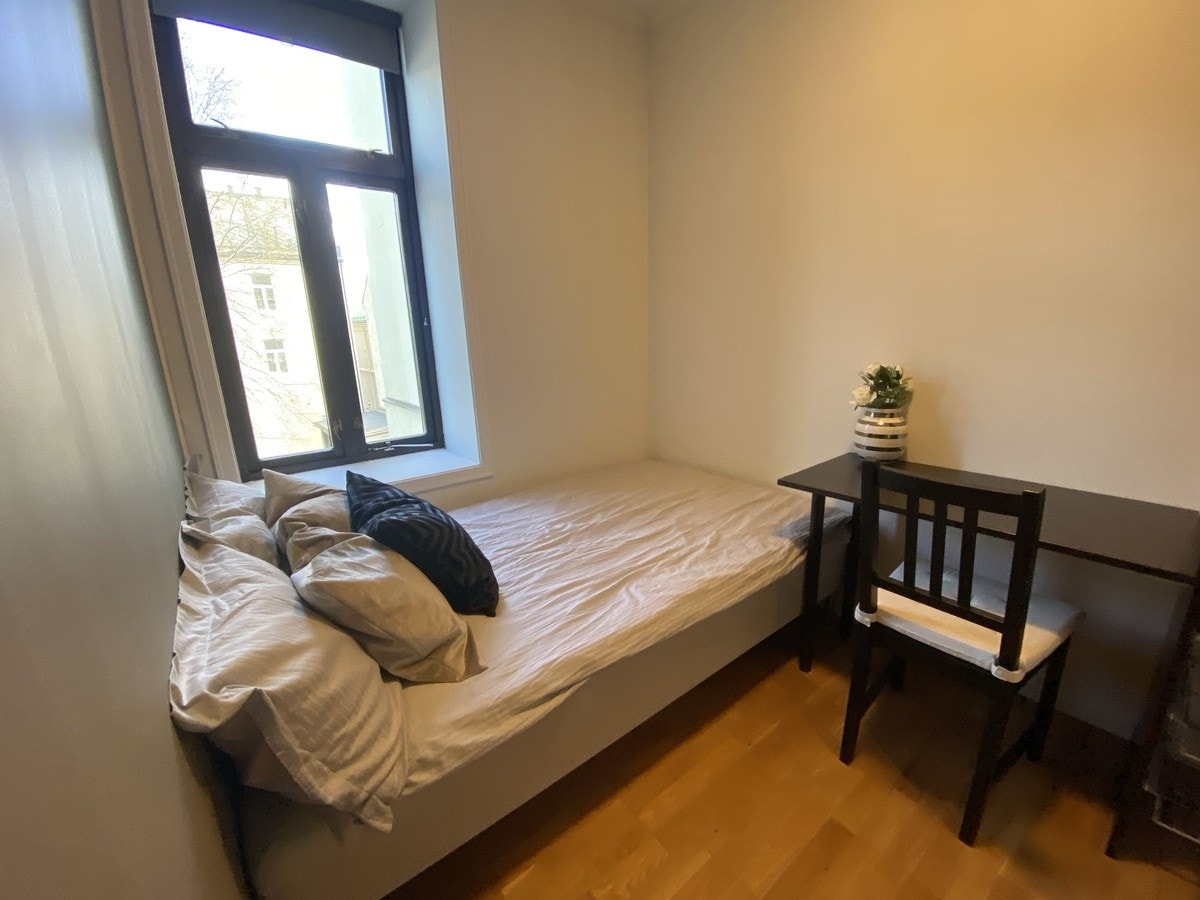 Soverom 5 er på ca. 7kvm - Dette soverommet koster kr. 5 400,- pr. mnd. Galleribilde