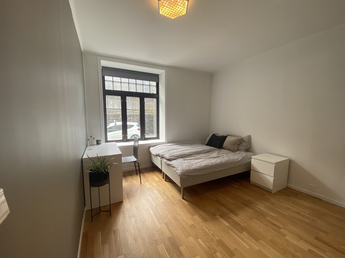 Soverom 3 er på ca. 14kvm - Dette soverommet koster kr. 6 500,- pr. mnd. Galleribilde