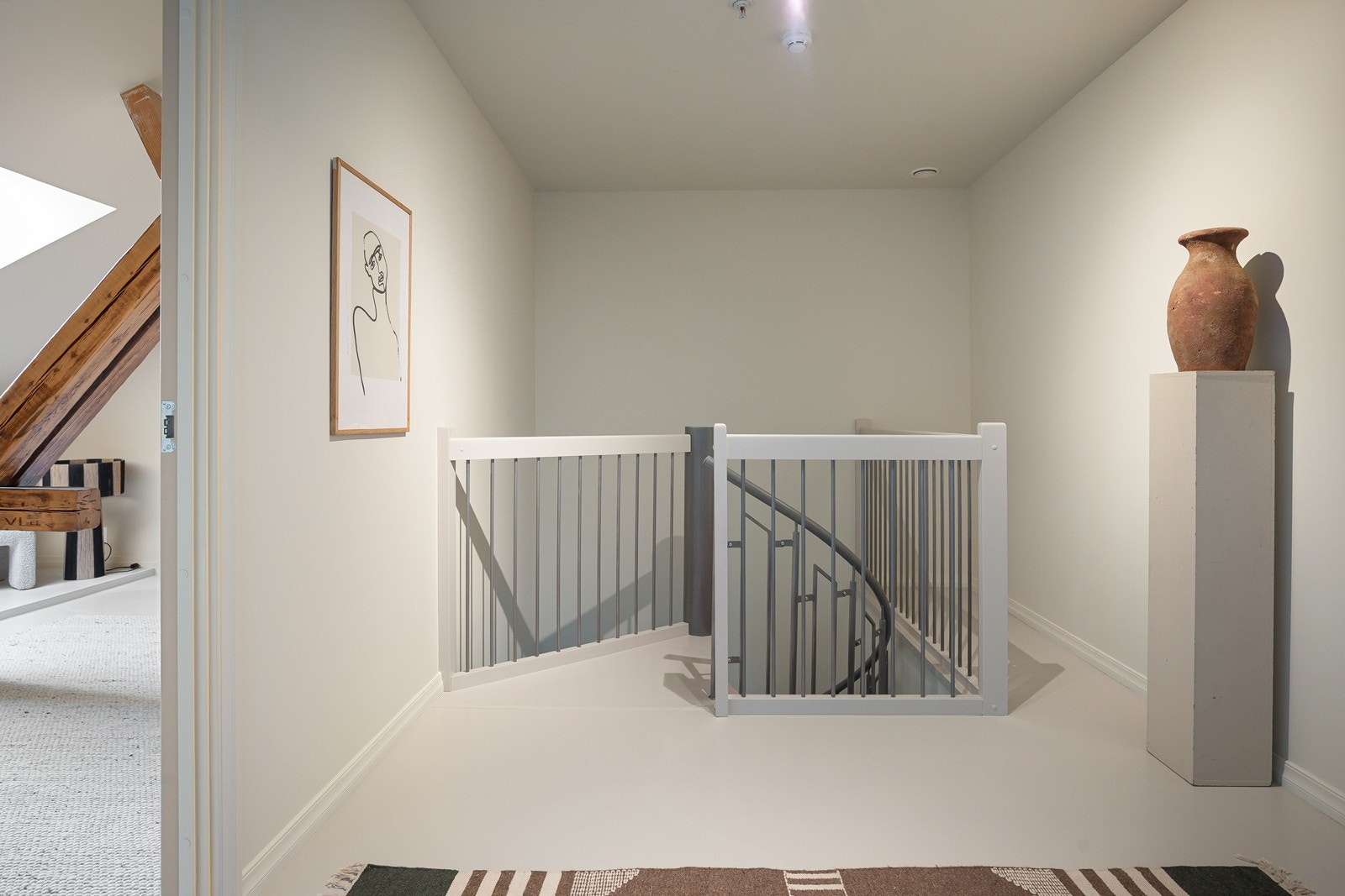 Soveromsetasjen har 2 romslige soverom Galleribilde