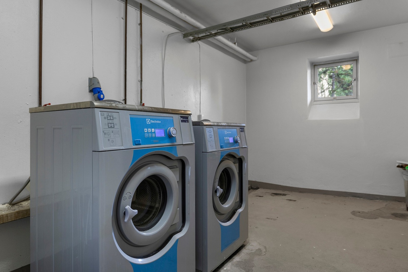 Felles vaskekjeller i sameiet. Galleribilde