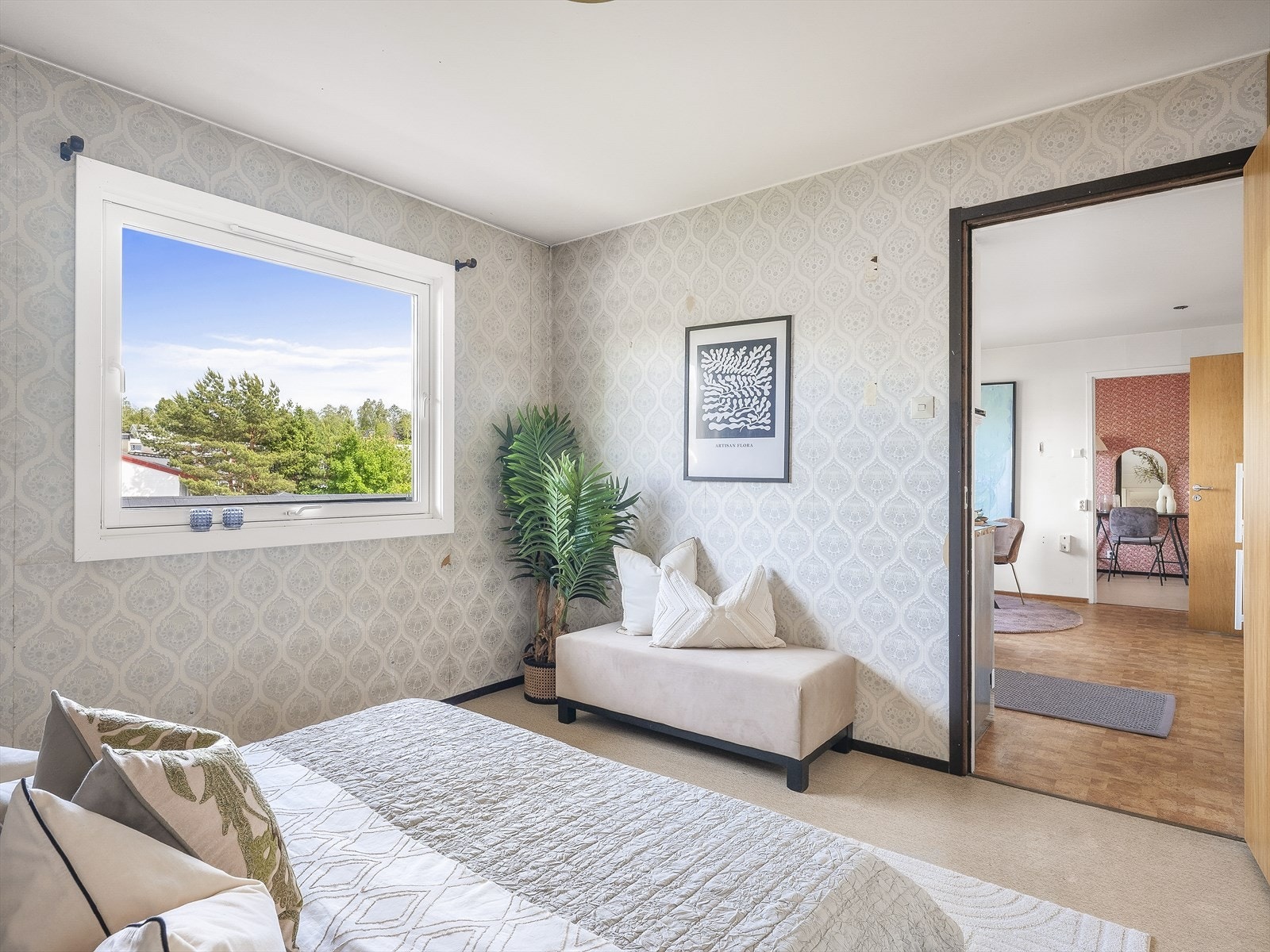 Hovedsoverommet er romslig og har plass til dobbeltseng og garderobe. Galleribilde