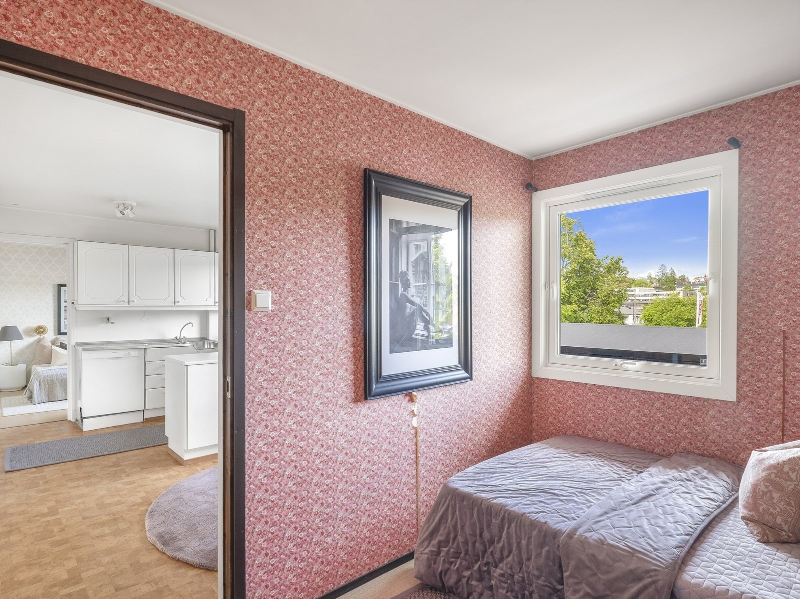 Soverom nummer to egner seg utmerket som barnerom, gjesterom eller kontor. Galleribilde