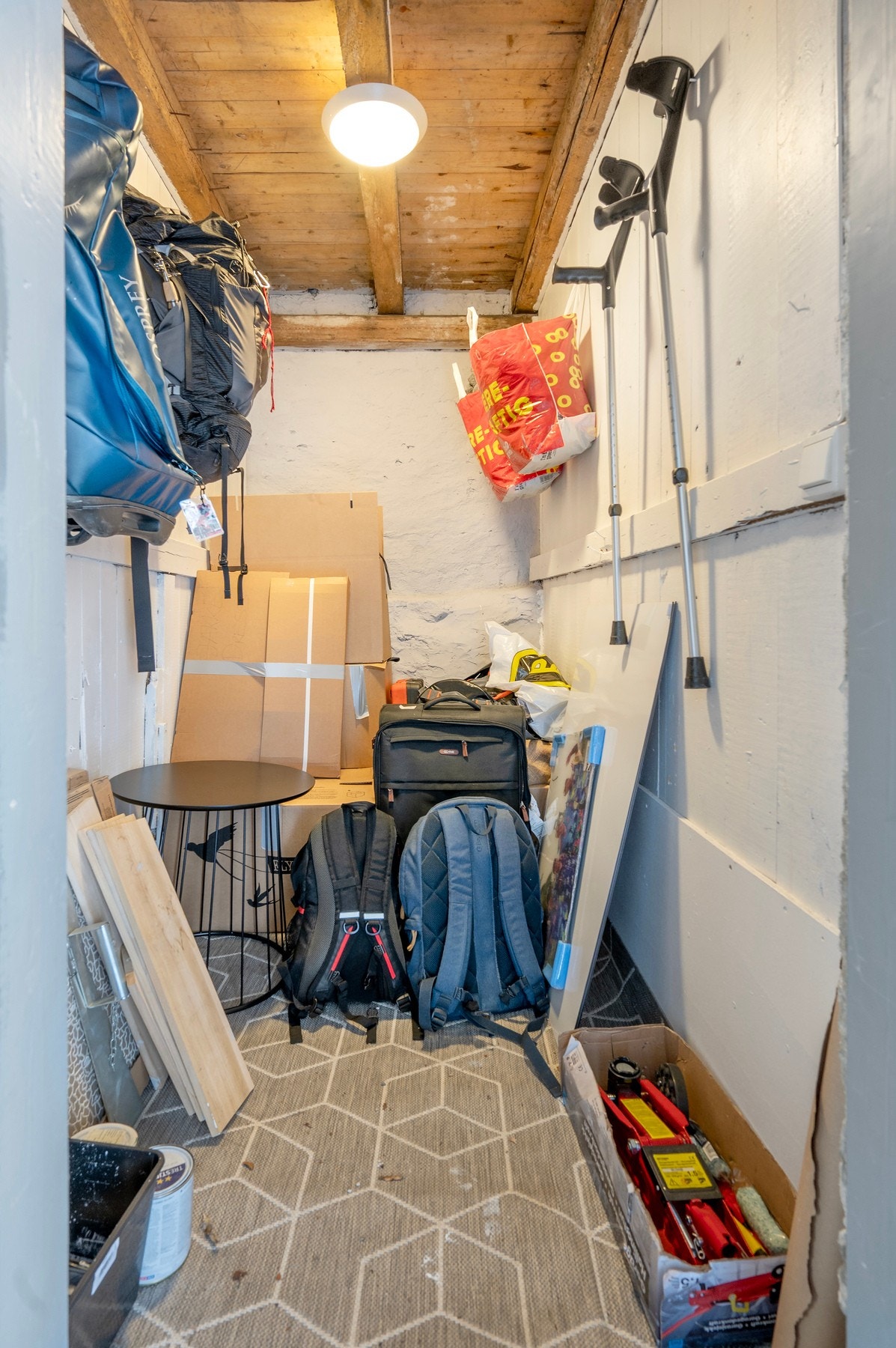 Bod i felles bodbygg på ca. 3 m². Galleribilde