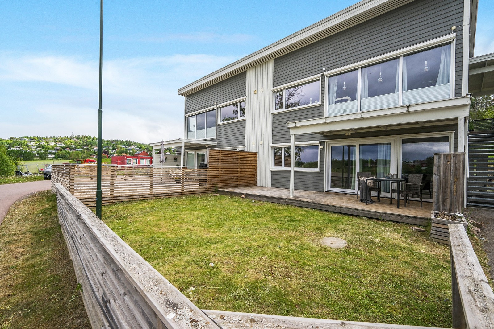 Hege Svebakk v/privatMegleren Holmestrand har gleden av å presentere Almesvingen 1D. Galleribilde