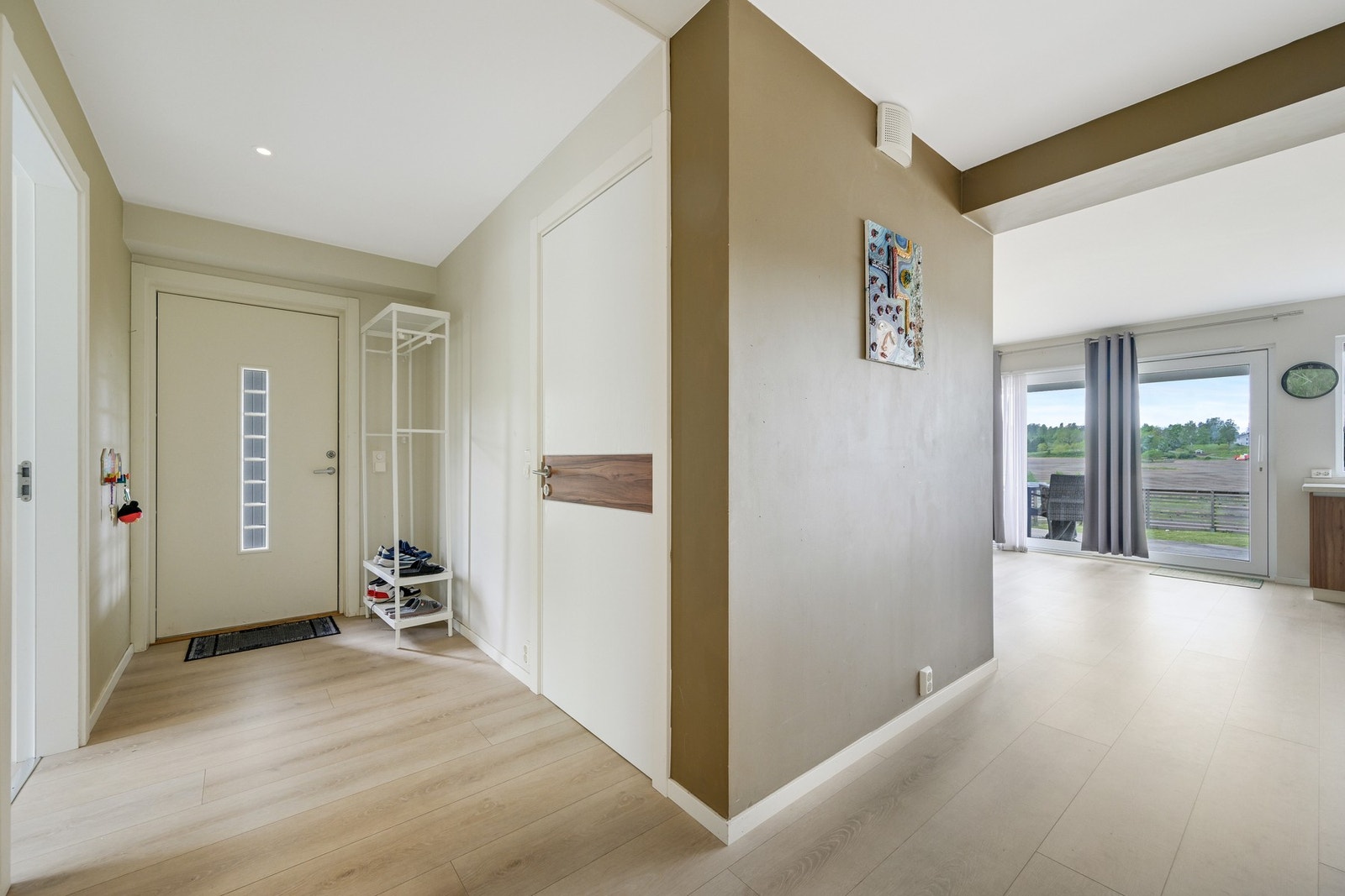 Boligen har en god planløsning, designet for et hyggelig bomiljø. Galleribilde