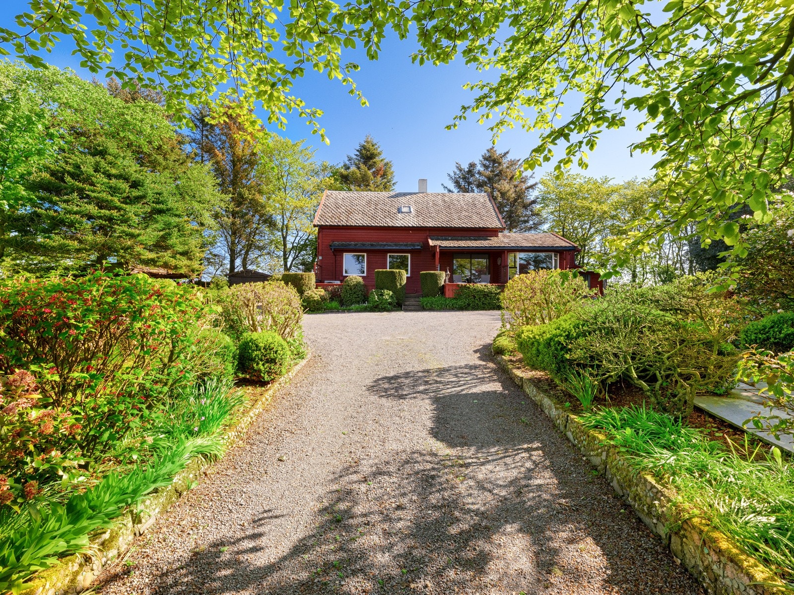 Innkjørsel. Galleribilde