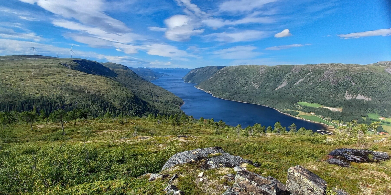 Selgers eget bilde - Utsikt over Krokstadøra Galleribilde