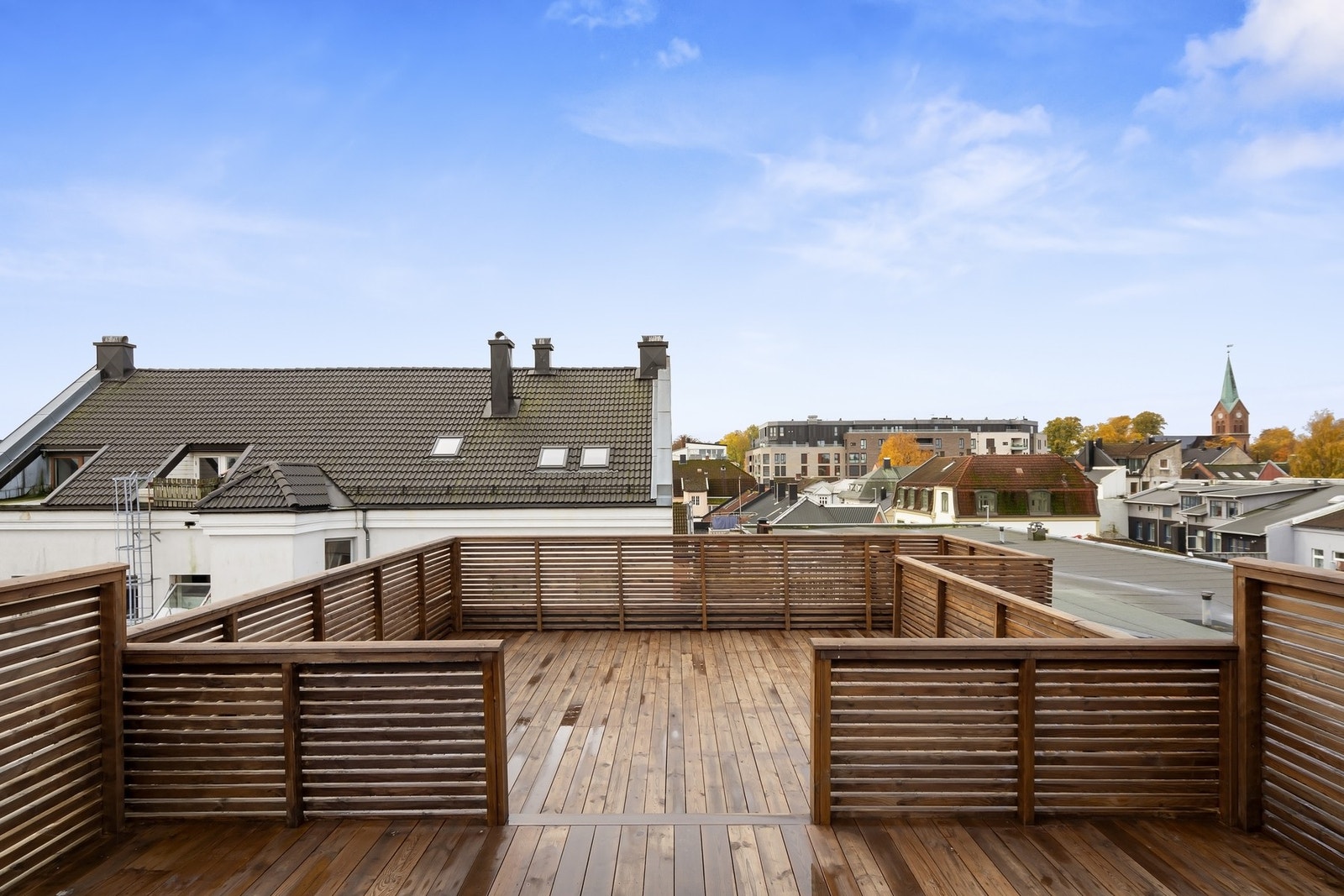 Det er felles takterrasse for seksjonene. Galleribilde