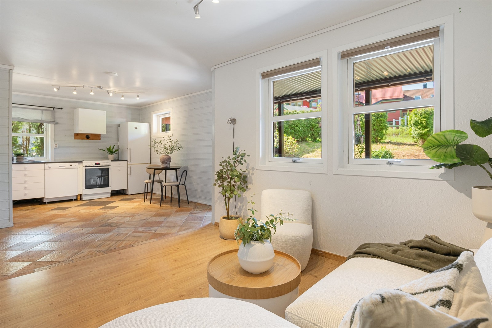 Stue/kjøkken underetasje Galleribilde