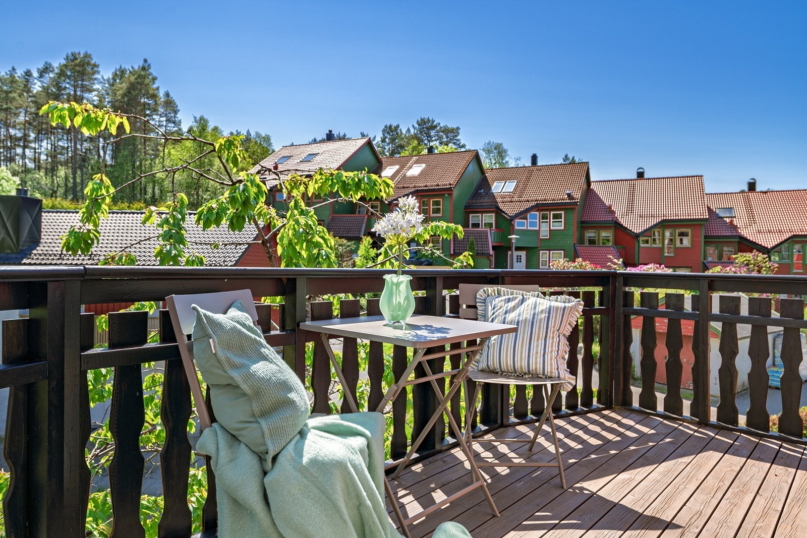 Balkong med utgang fra loft Galleribilde
