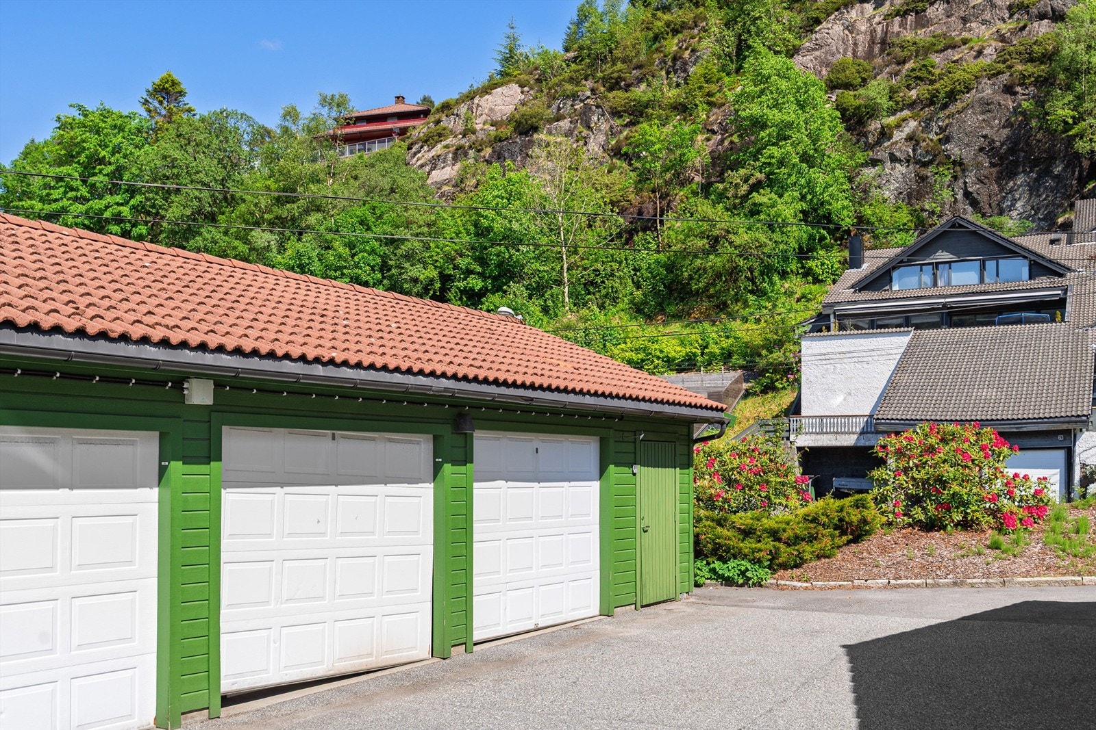 Garasjeplass medfølger Galleribilde