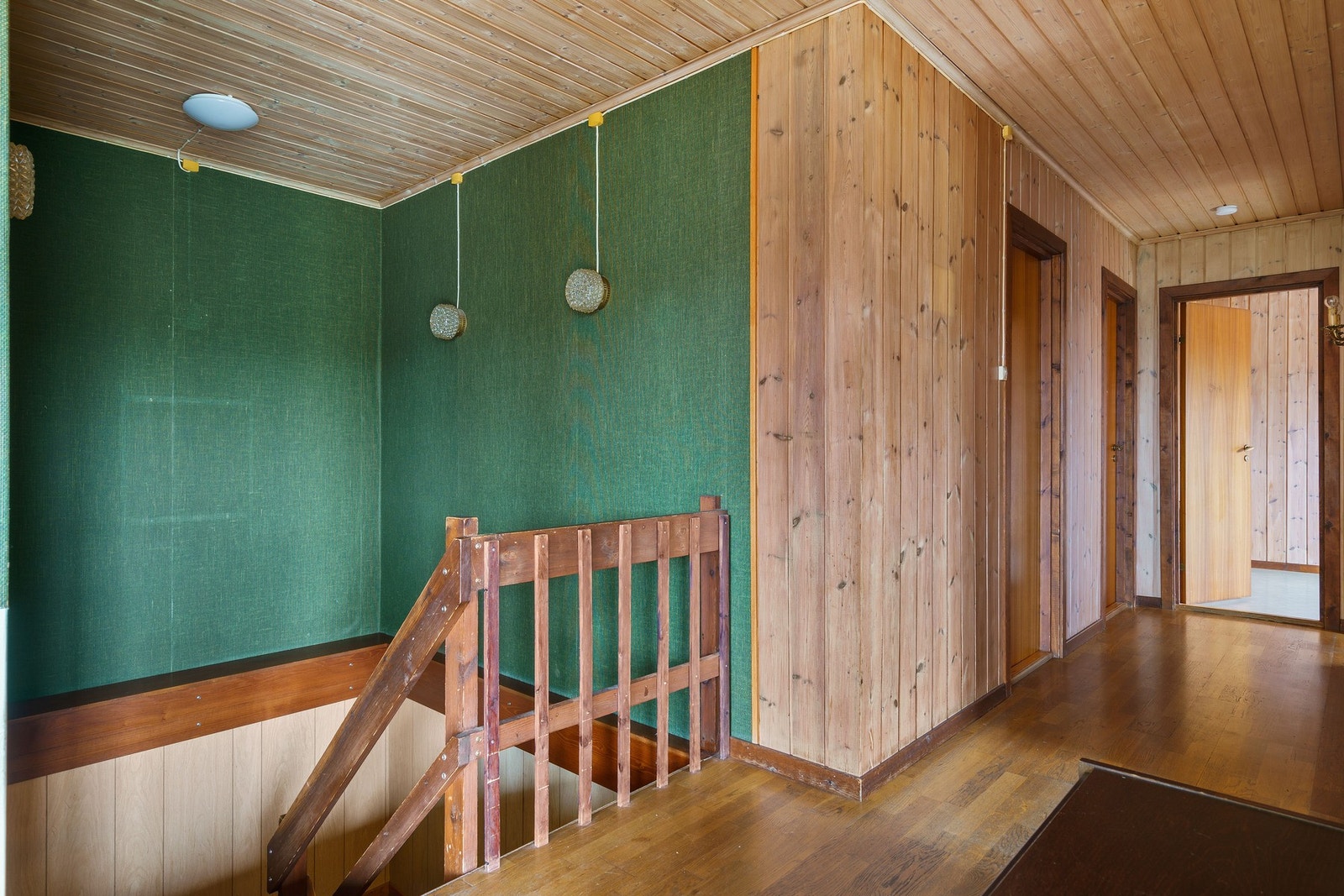 Åpent trappeløp mot u.etg. Galleribilde