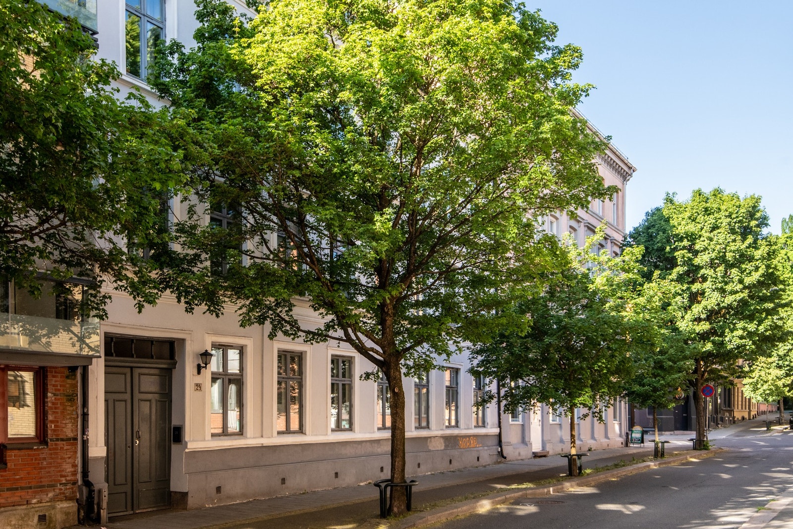 Her får du en tilbaketrukket beliggenhet i en enveiskjørt gate med Botanisk hage like rundt hjørnet. Galleribilde