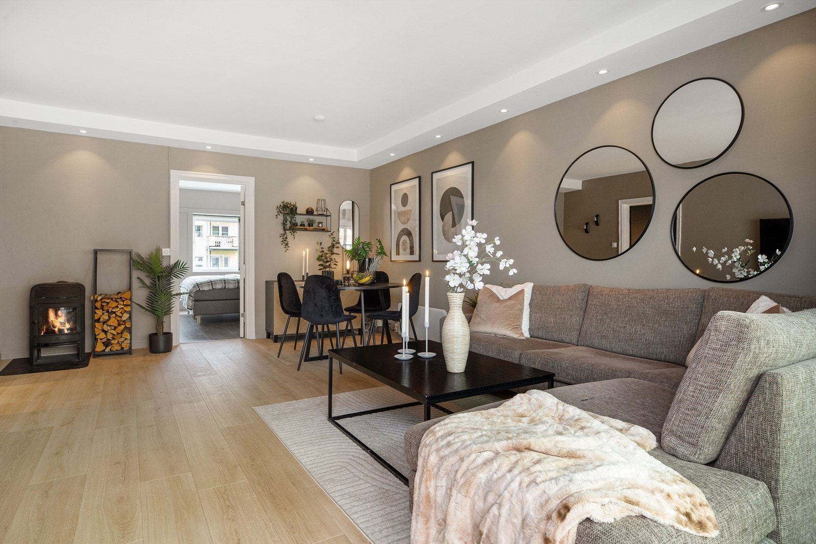 Her bor man i rolige omgivelser, samtidig som man har kort vei til Solsiden, sentrum og de fleste av byens høgskoler og universitet. Galleribilde