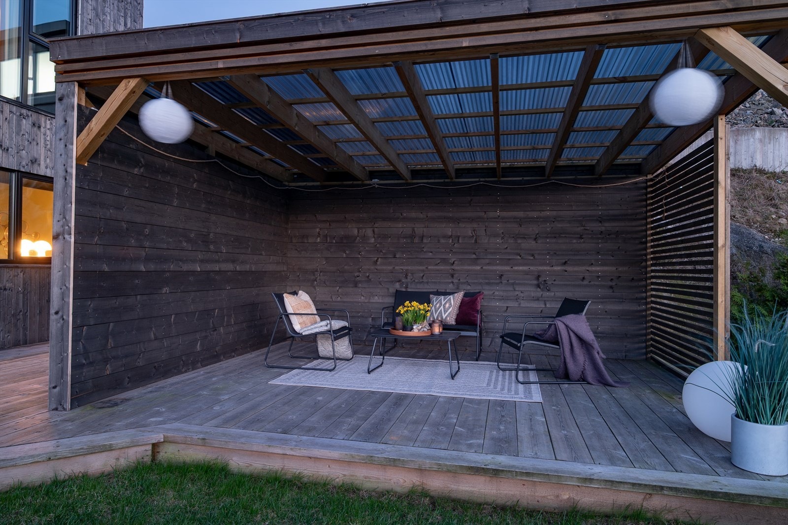 Terrasse med åpen hagestue på ca 16 m² Galleribilde