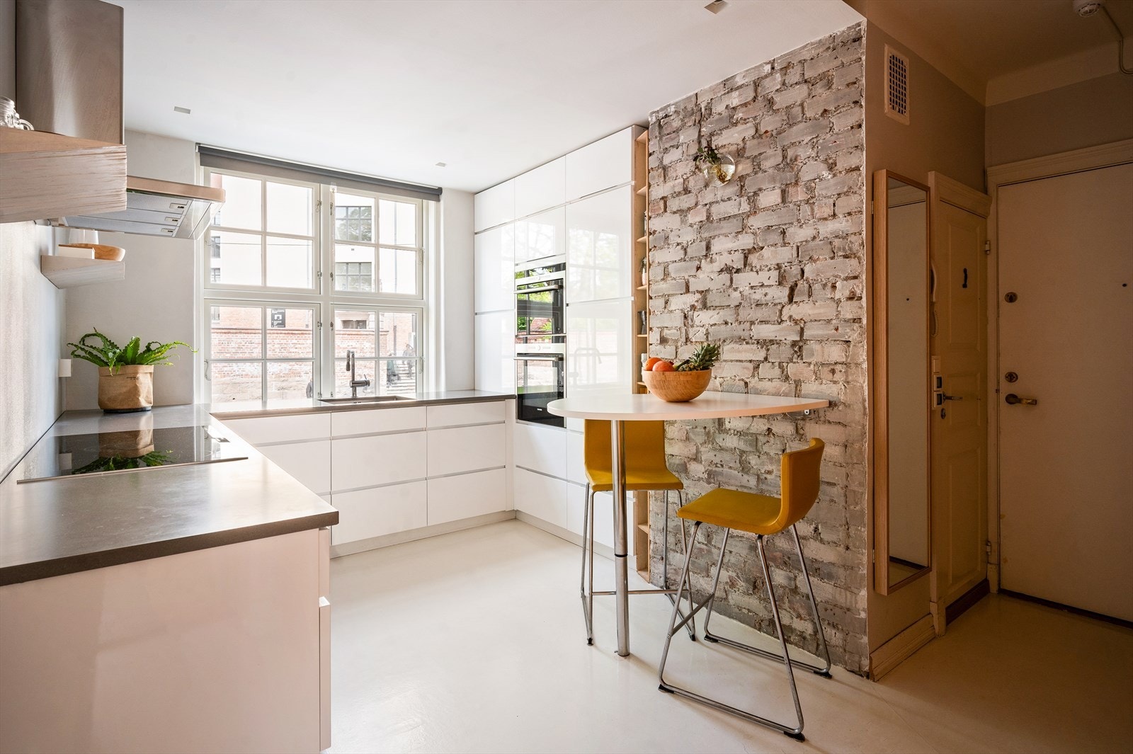 Velkommen til Dynekilgata 9B - Presentert av Didrik Tollefsen ved Nordvik. Galleribilde