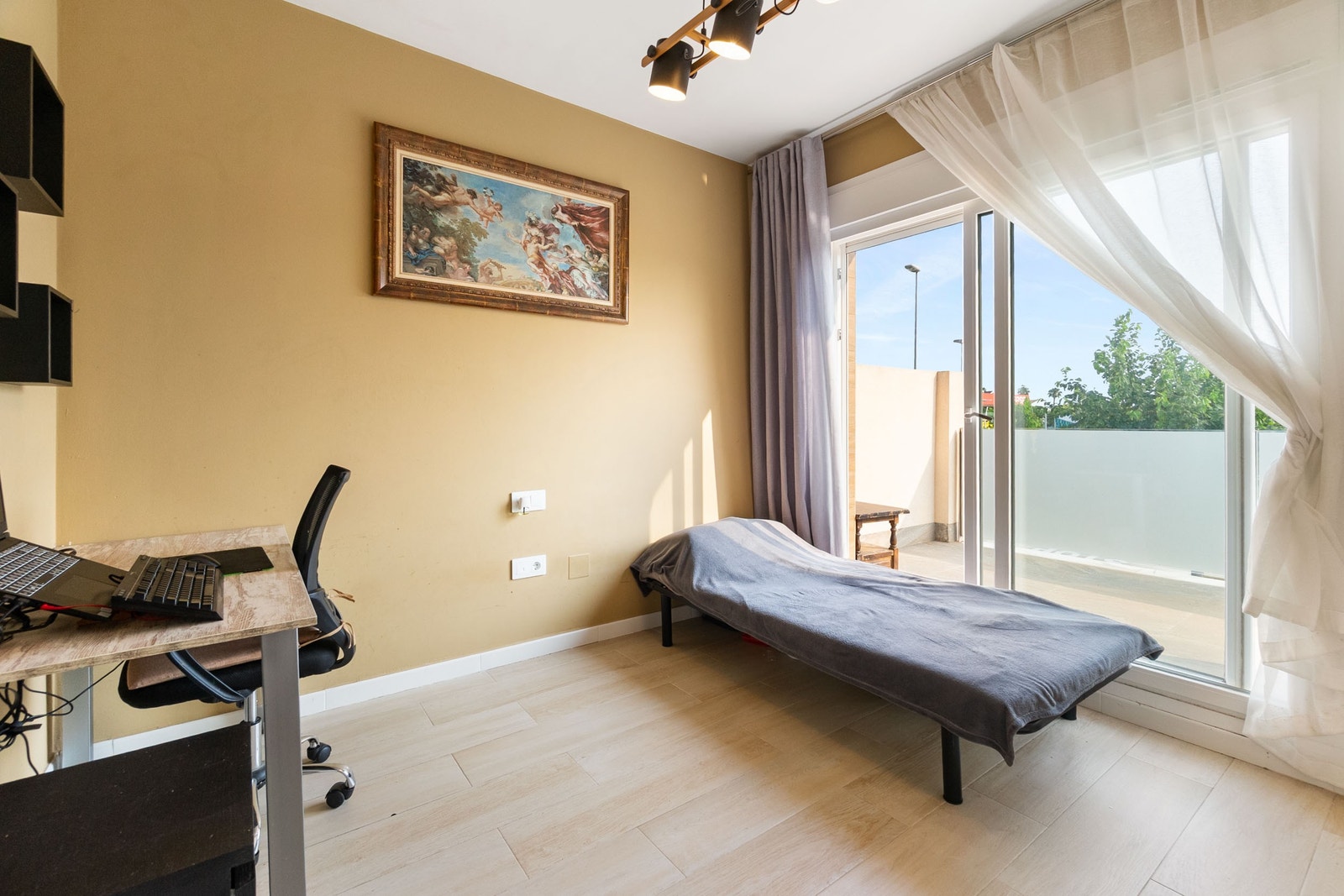 SOVEROM 3 2.ETG Galleribilde