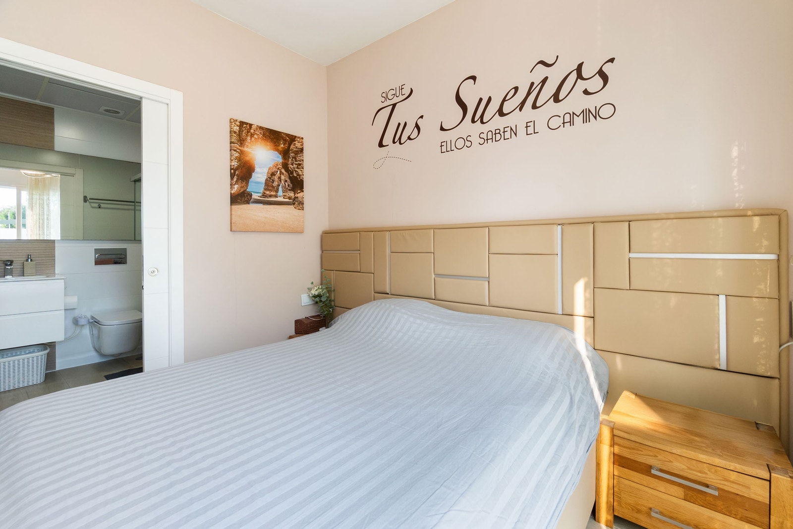 SOVEROM 1 NEDE Galleribilde