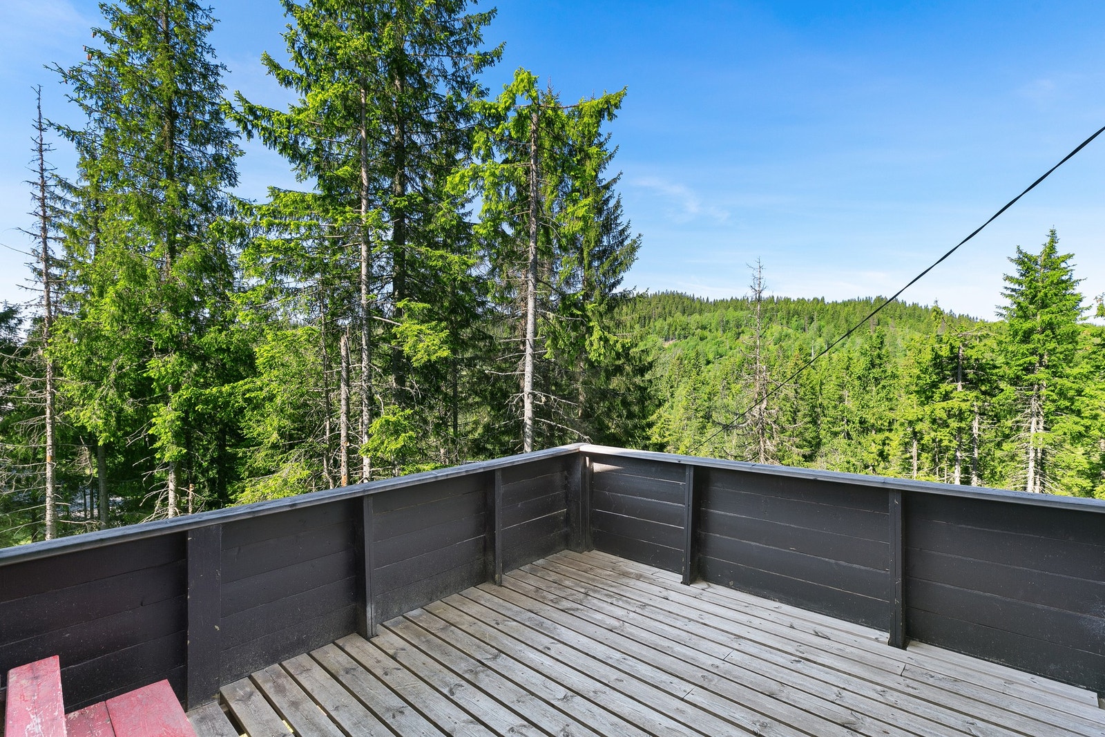 Fri utsikt og gode solforhold med god plass til hele familien! Galleribilde