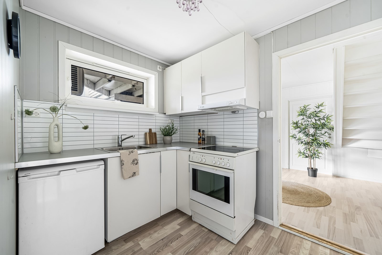 Kjøkken i underetasjen. Galleribilde