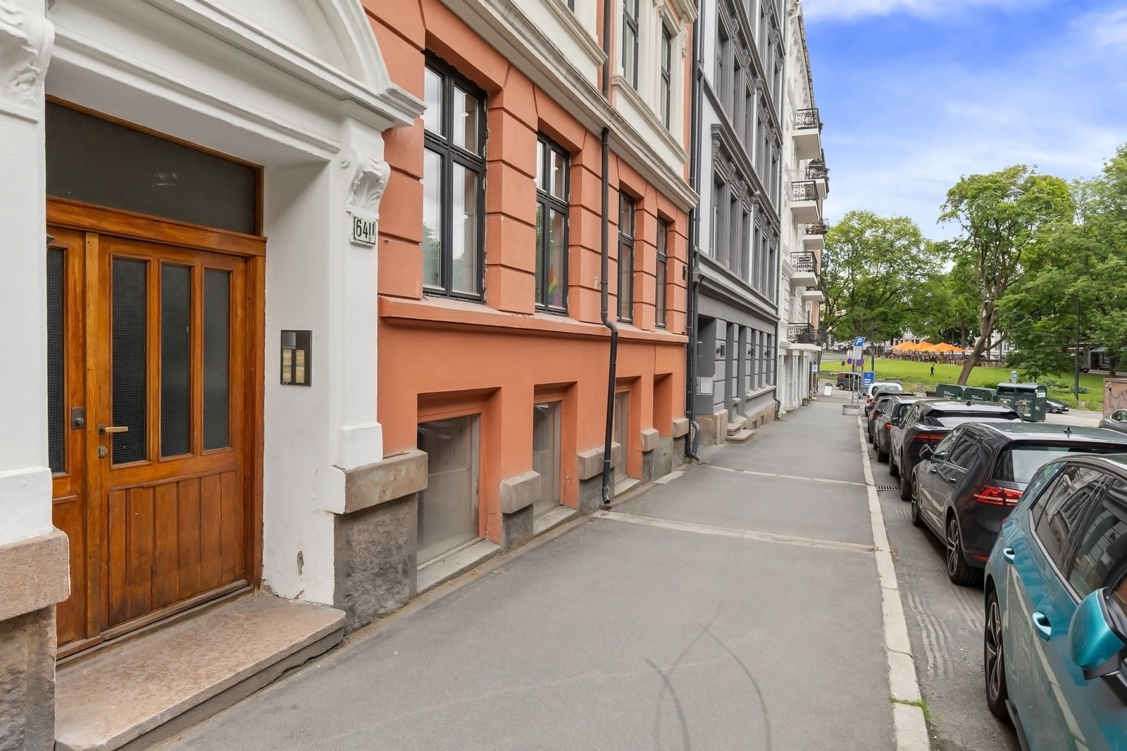 Inngangsparti Bjerregaards gate 64B Galleribilde