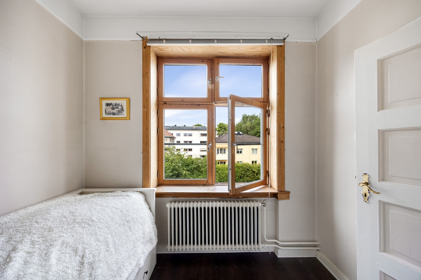 Leiligheten har to romslige soverom. Galleribilde