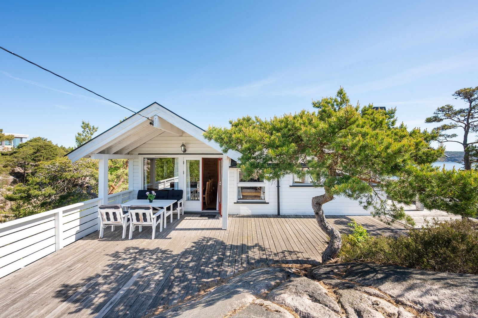 Her får du store, skjermede uteplasser med sol fra morgen til kveld. Galleribilde