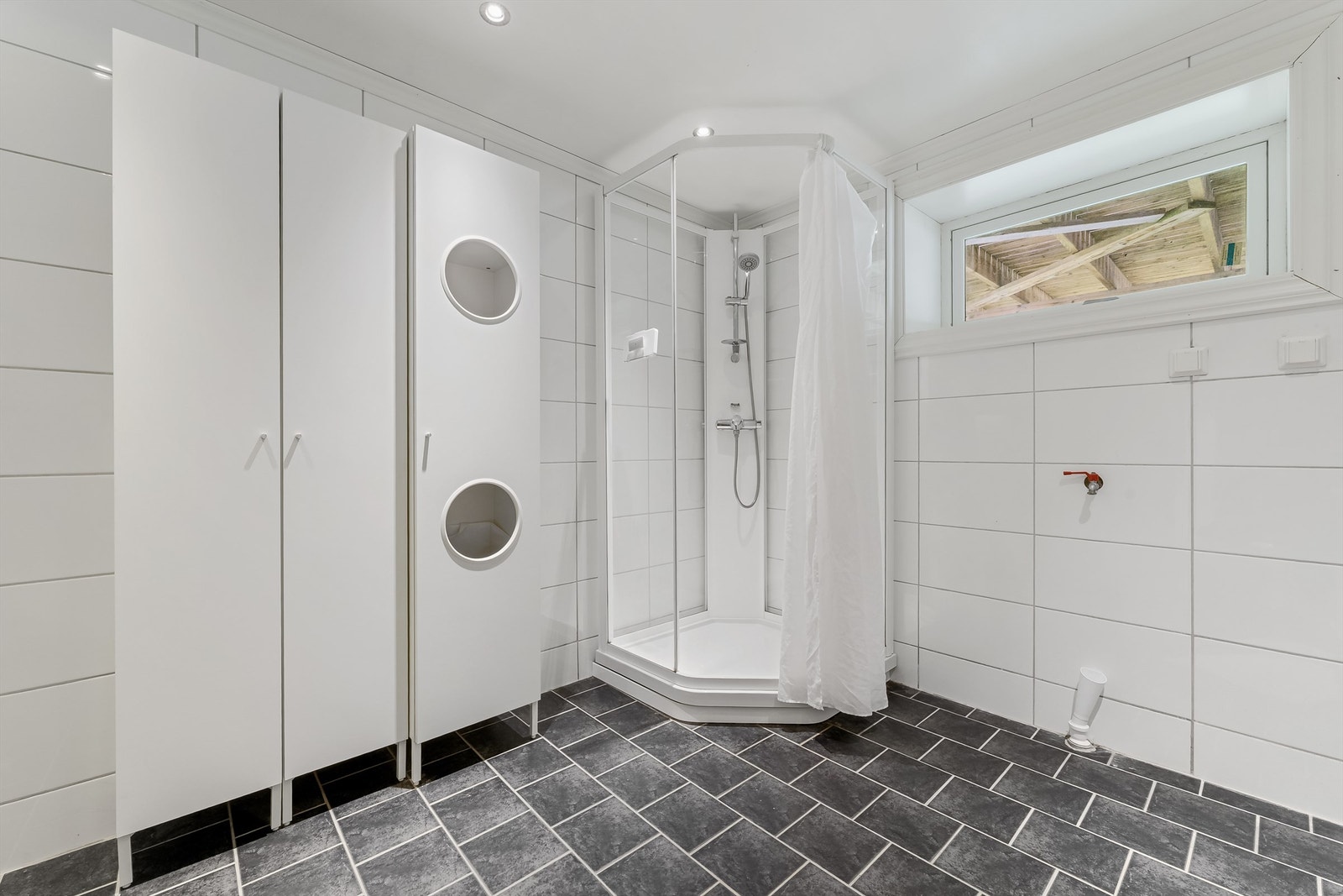 Badet i utleiedelen ble ferdigstilt i 2011. Galleribilde