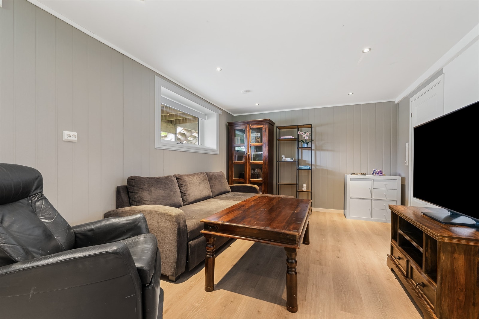 Stue/Kjøkken i utleiedel. Galleribilde