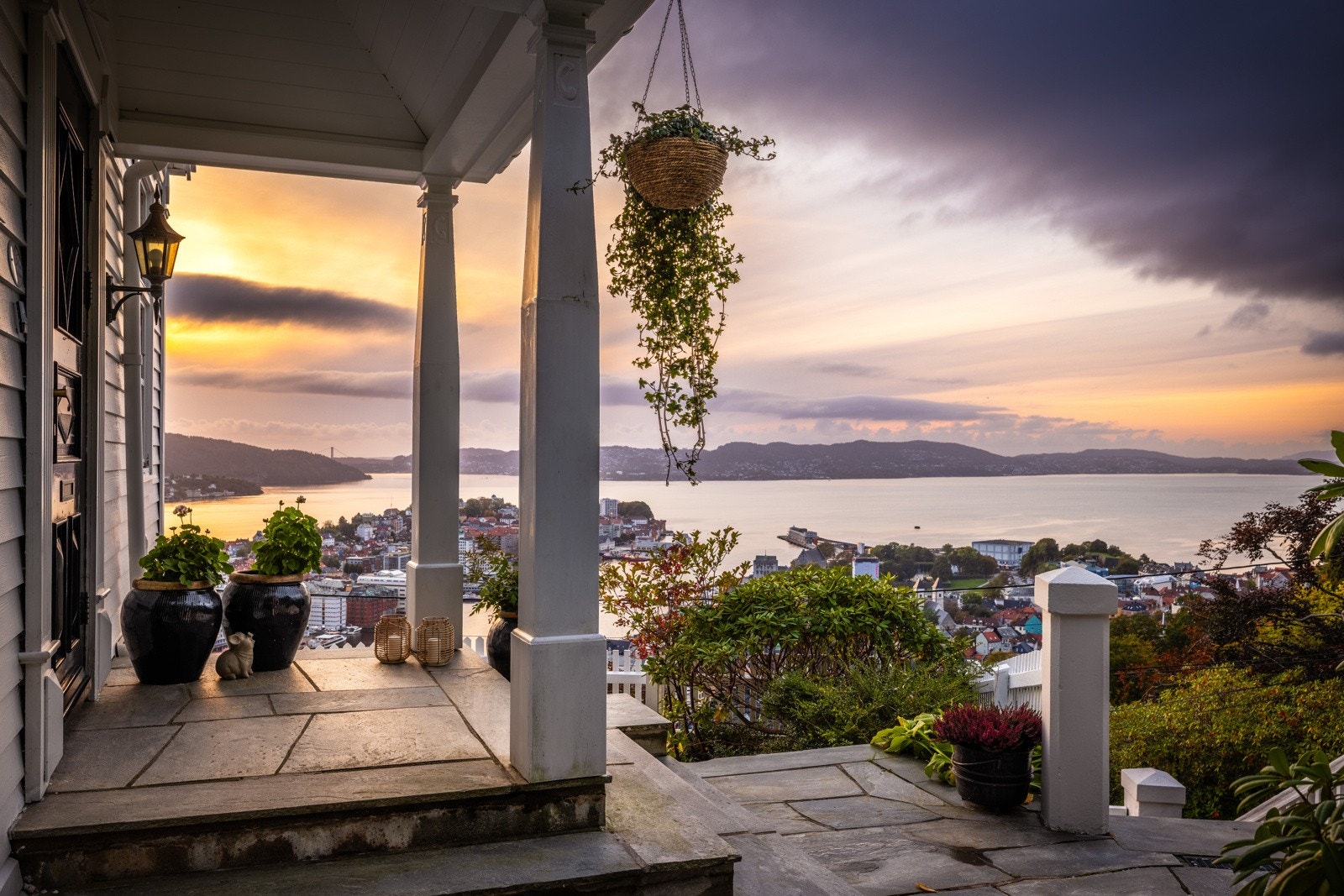 - Tenk å kunne gå ut døren hver dag til denne utsikten - Galleribilde