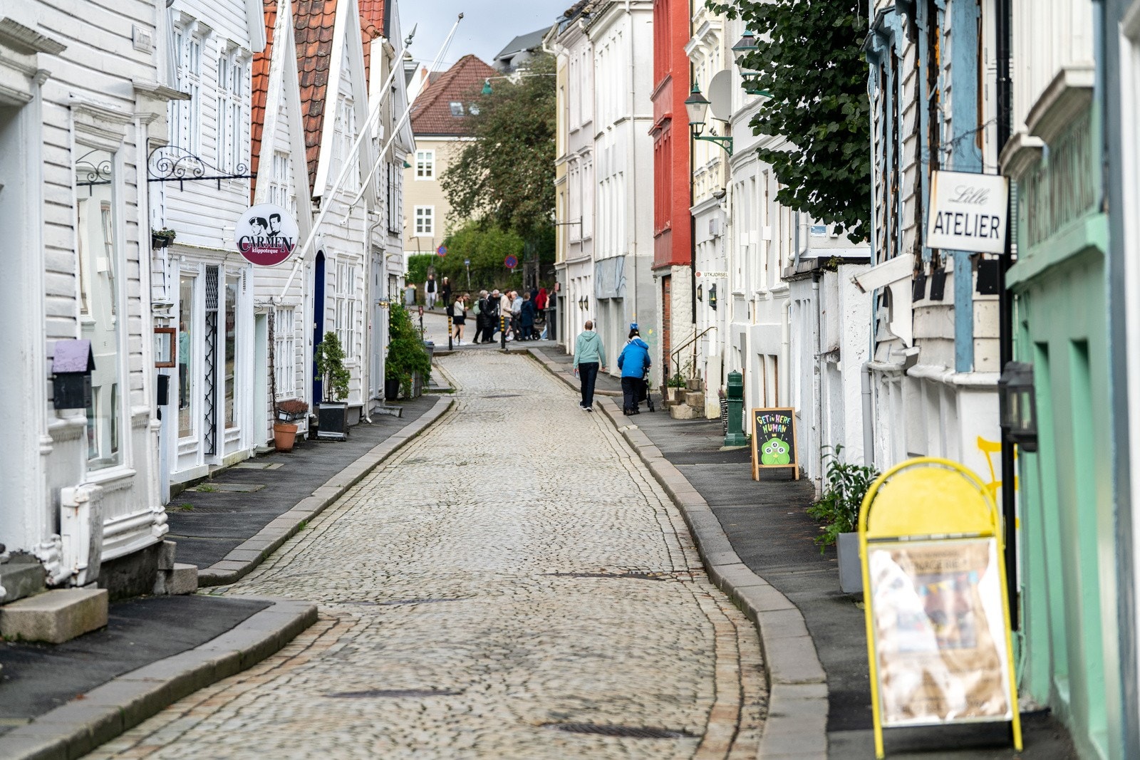 - Beliggenheten gir enkel tilgang til så og si alle bergens pene brolagte gater, med butikker, kafeer og restauranter - Galleribilde