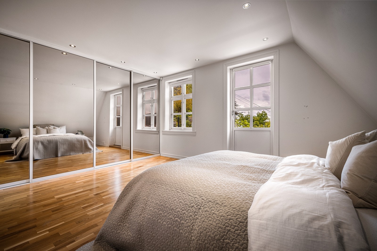 - 2. etasje har 4 gode soverom - Galleribilde