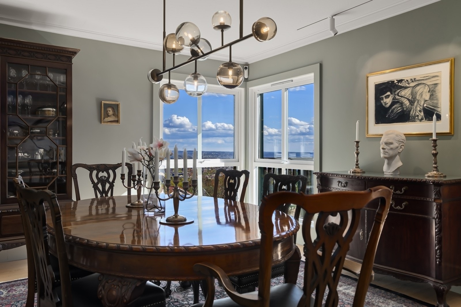 Hyggelig utsikt fra de fleste rom. Galleribilde