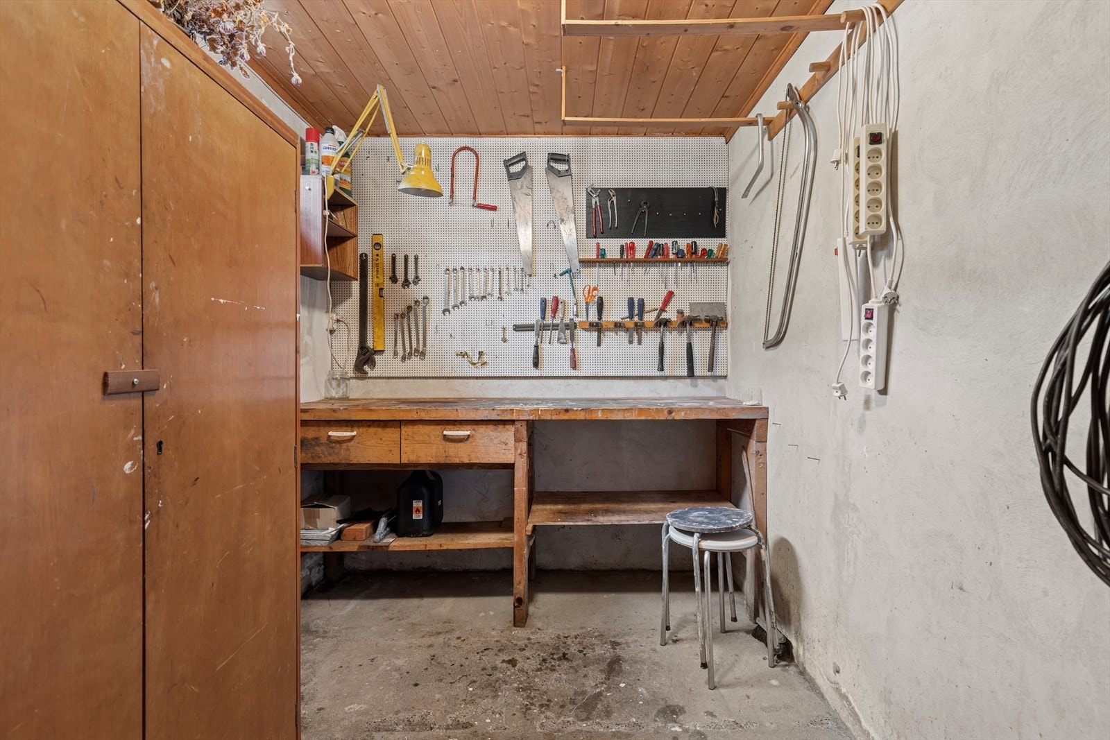 I underetasjen er det verksted og oppbevaringsrom. Galleribilde