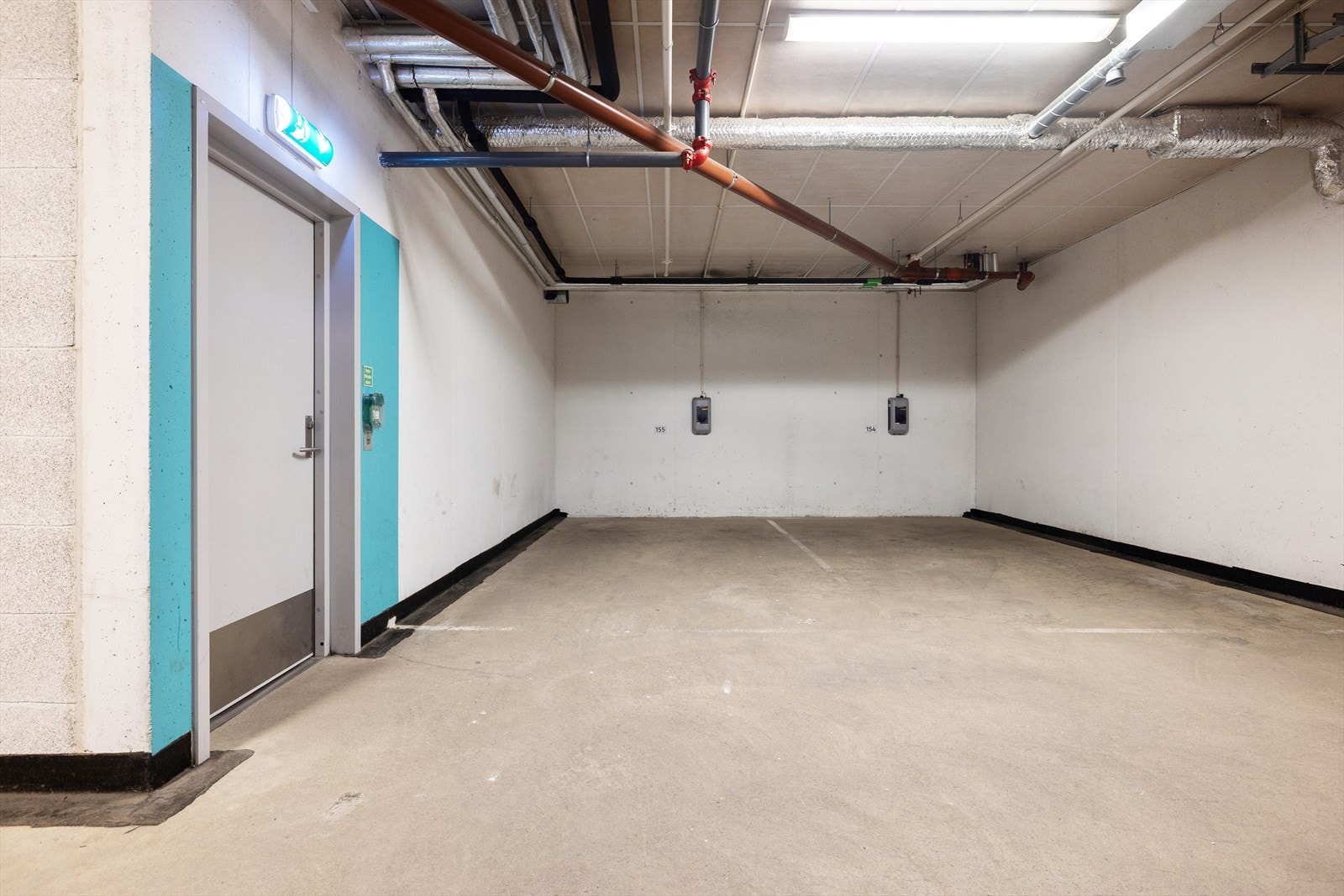 - Det medfølger egen garasjeplass i felles garasjeanlegg under boligblokken - Galleribilde