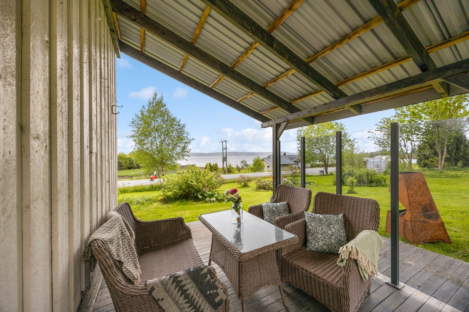 Her kan man sitte tørt og i ly for vind. Galleribilde