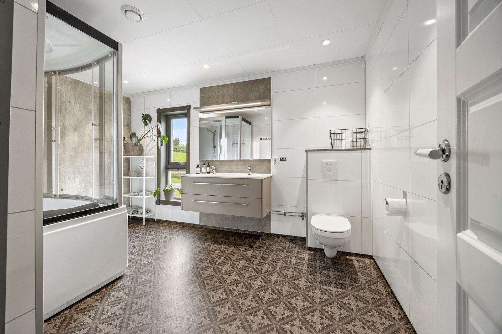 Bad - ca. 9,5 kvm. Galleribilde