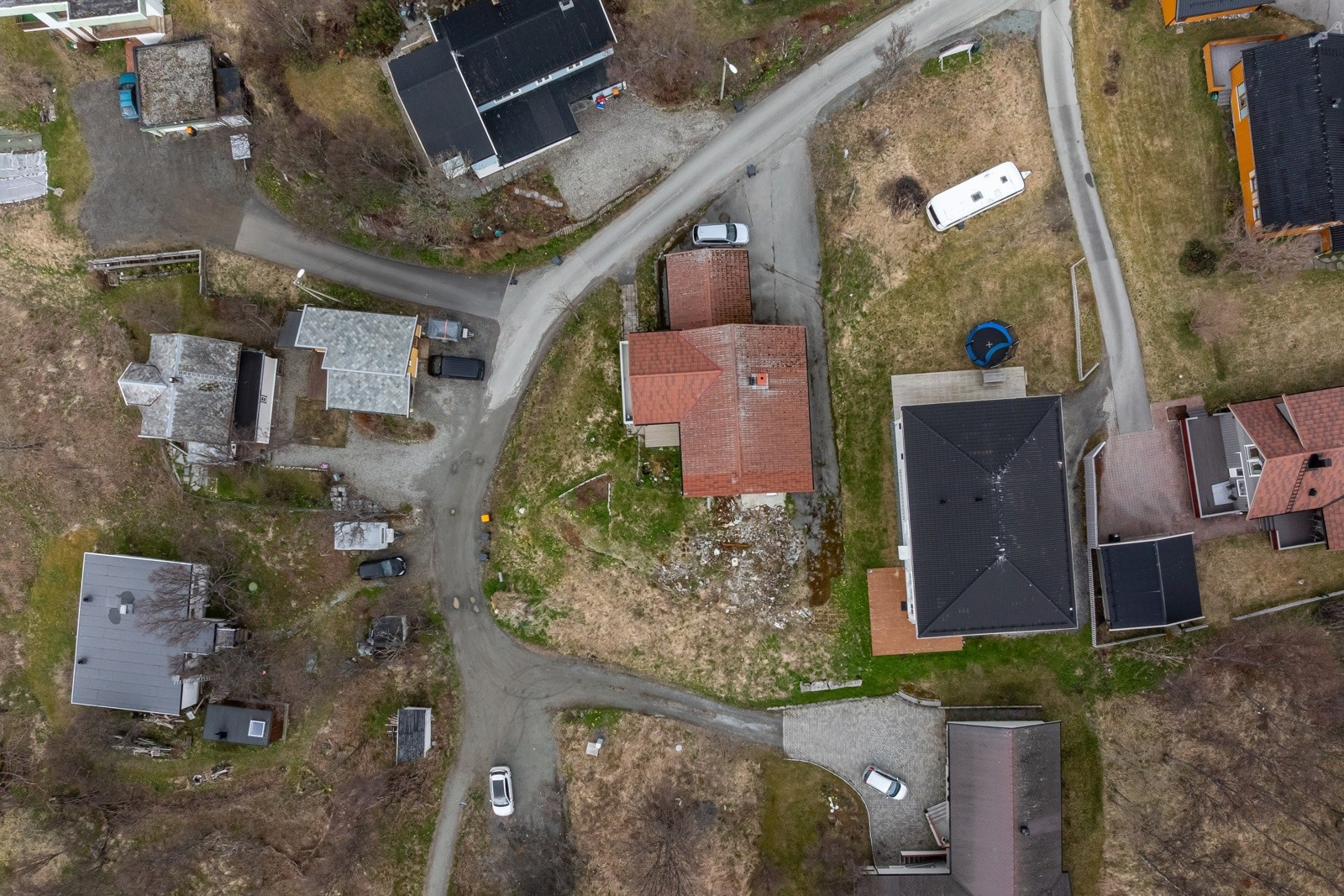 Tomten er på ca 442 m².