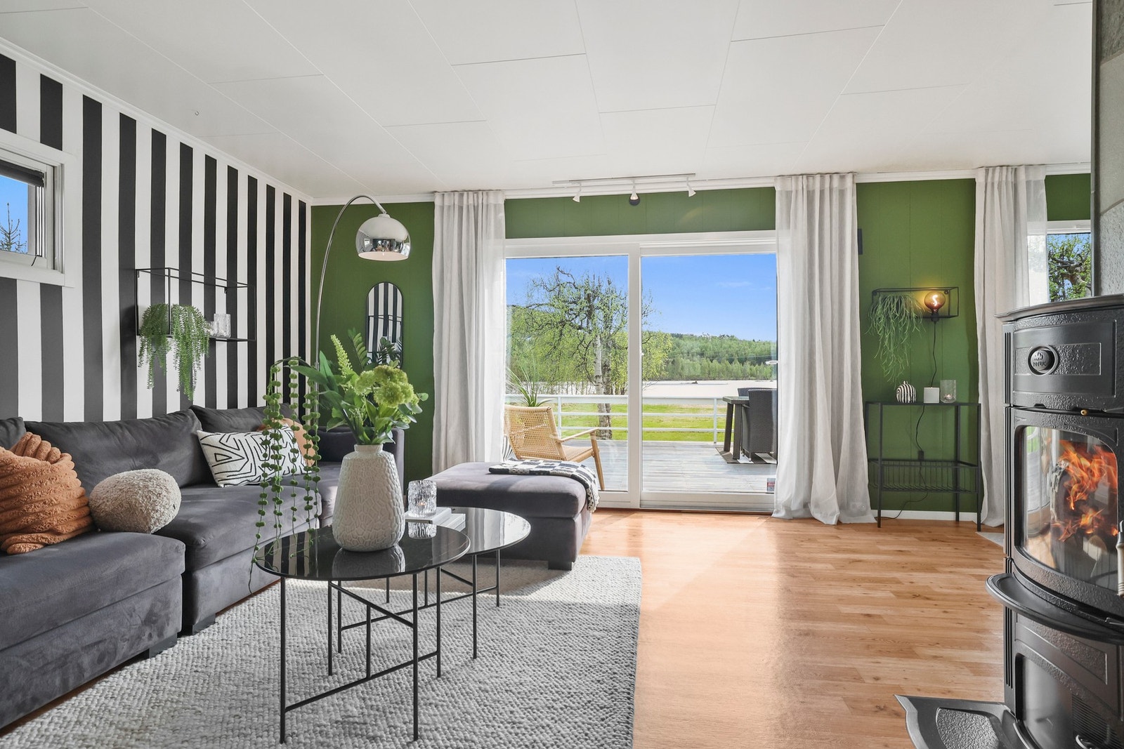 Stue med flott utsikt Galleribilde