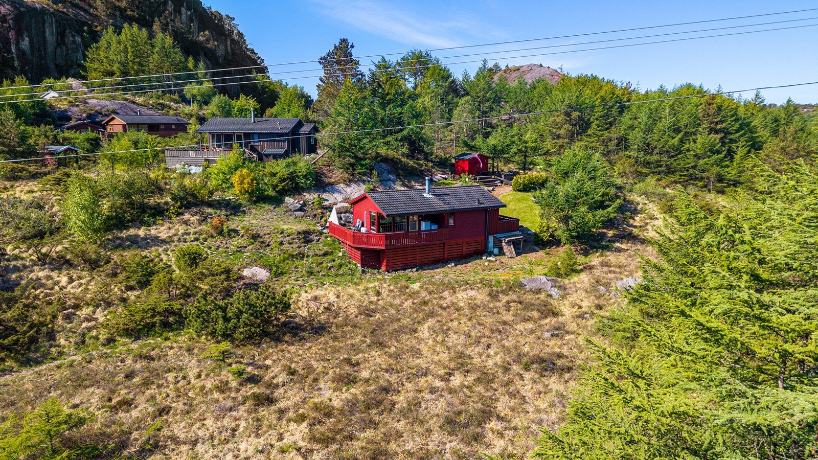 Hytta er renovert flere steder inn-og utvendig i 2000 Galleribilde