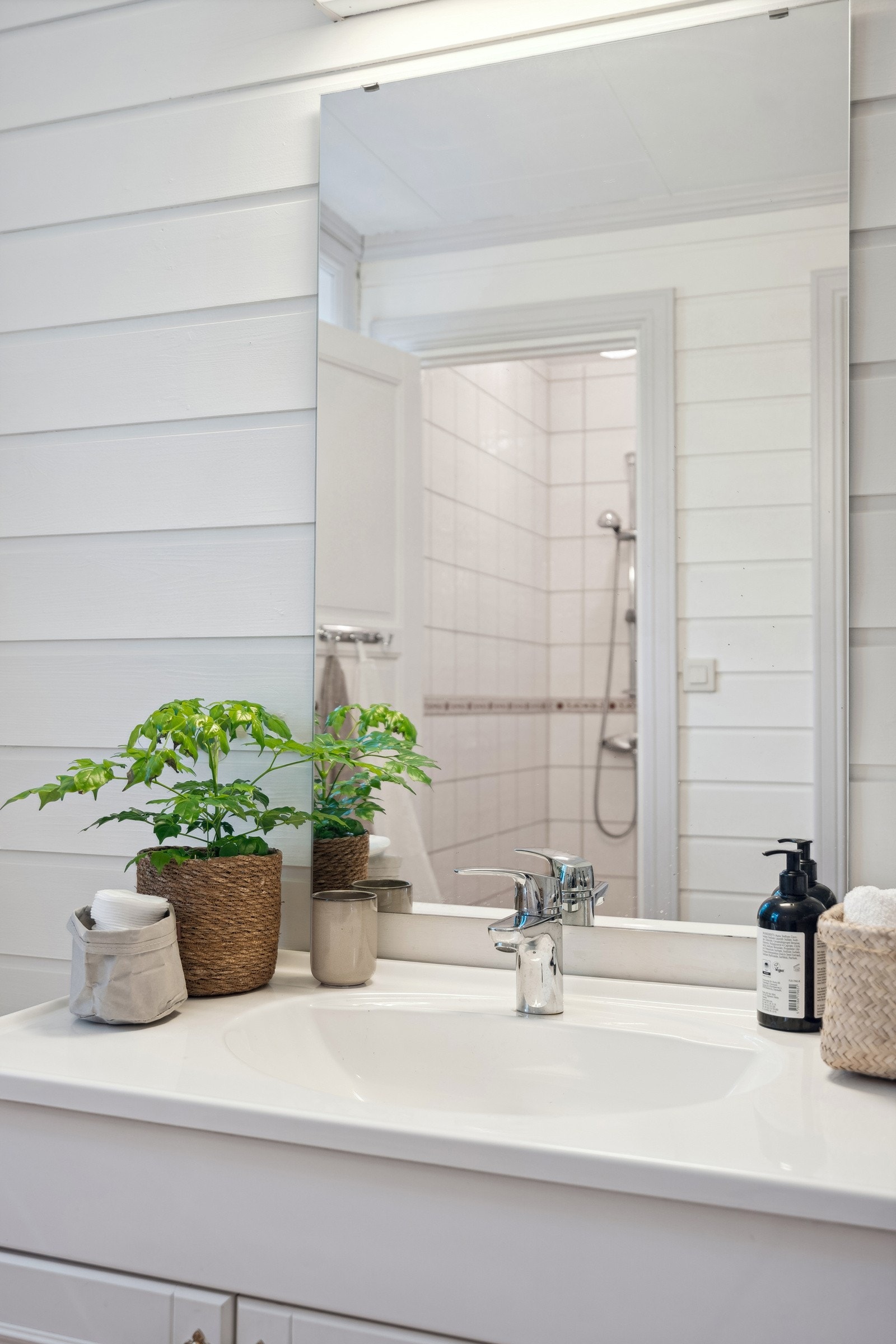 Montert ny servant september 2023 Galleribilde