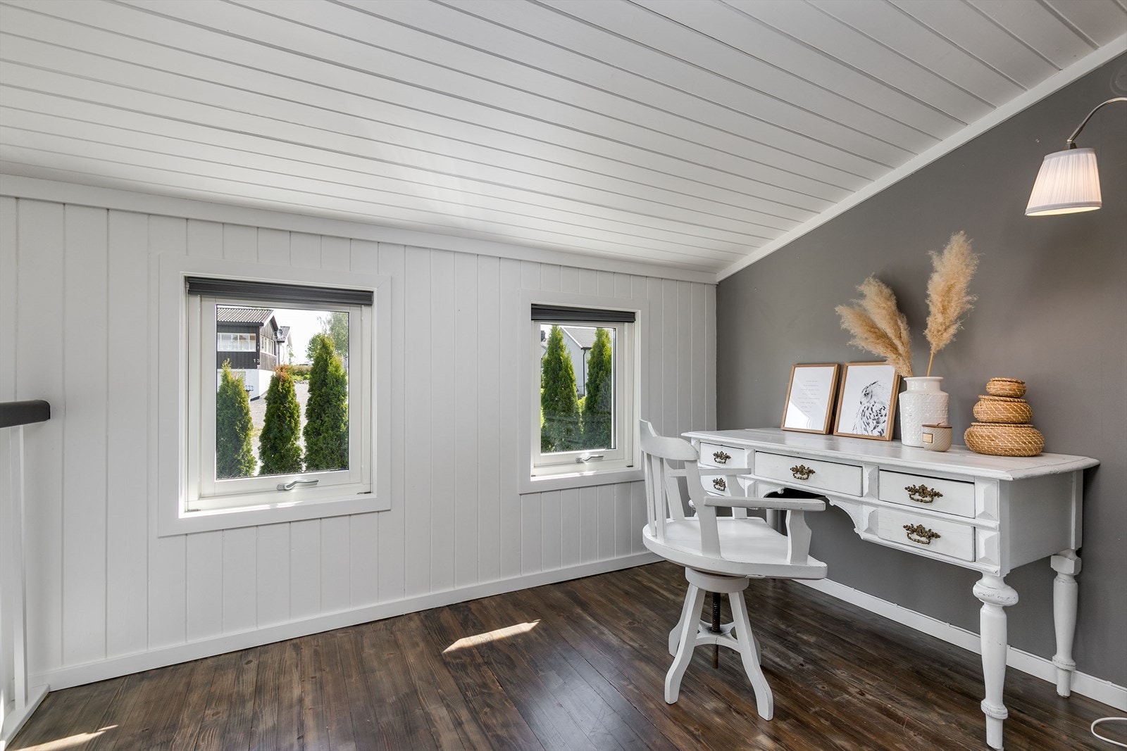 Øverst i trappen er det f.eks. plass til kontorpulten. Galleribilde