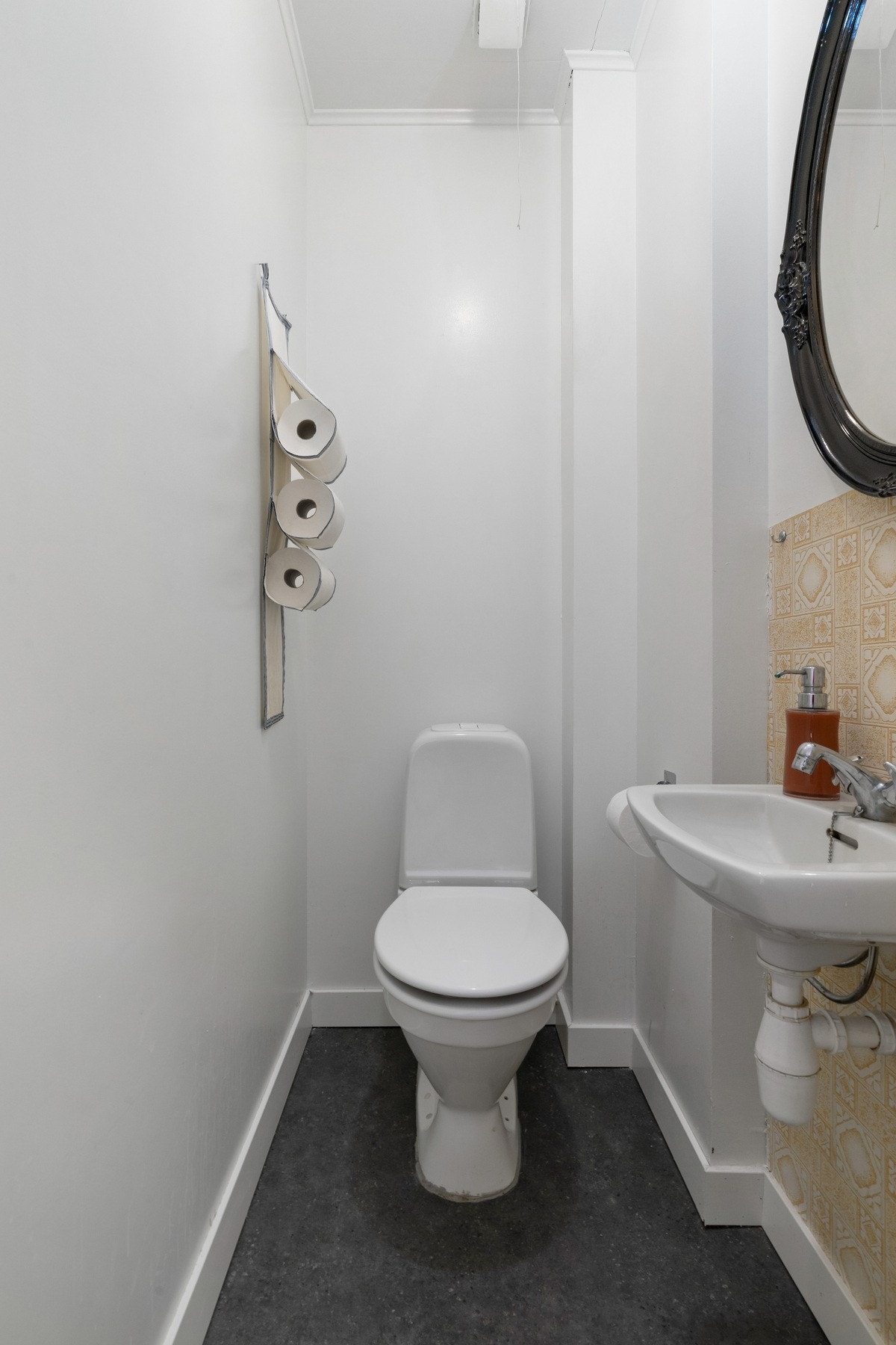 Toalettrom Galleribilde