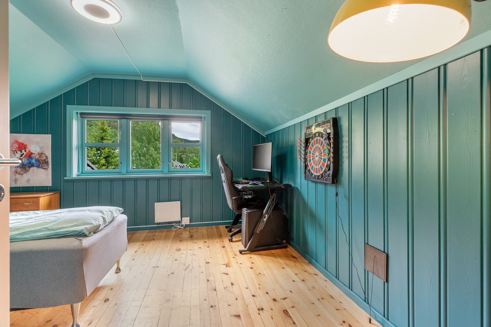 Begge rom med malte overflater Galleribilde