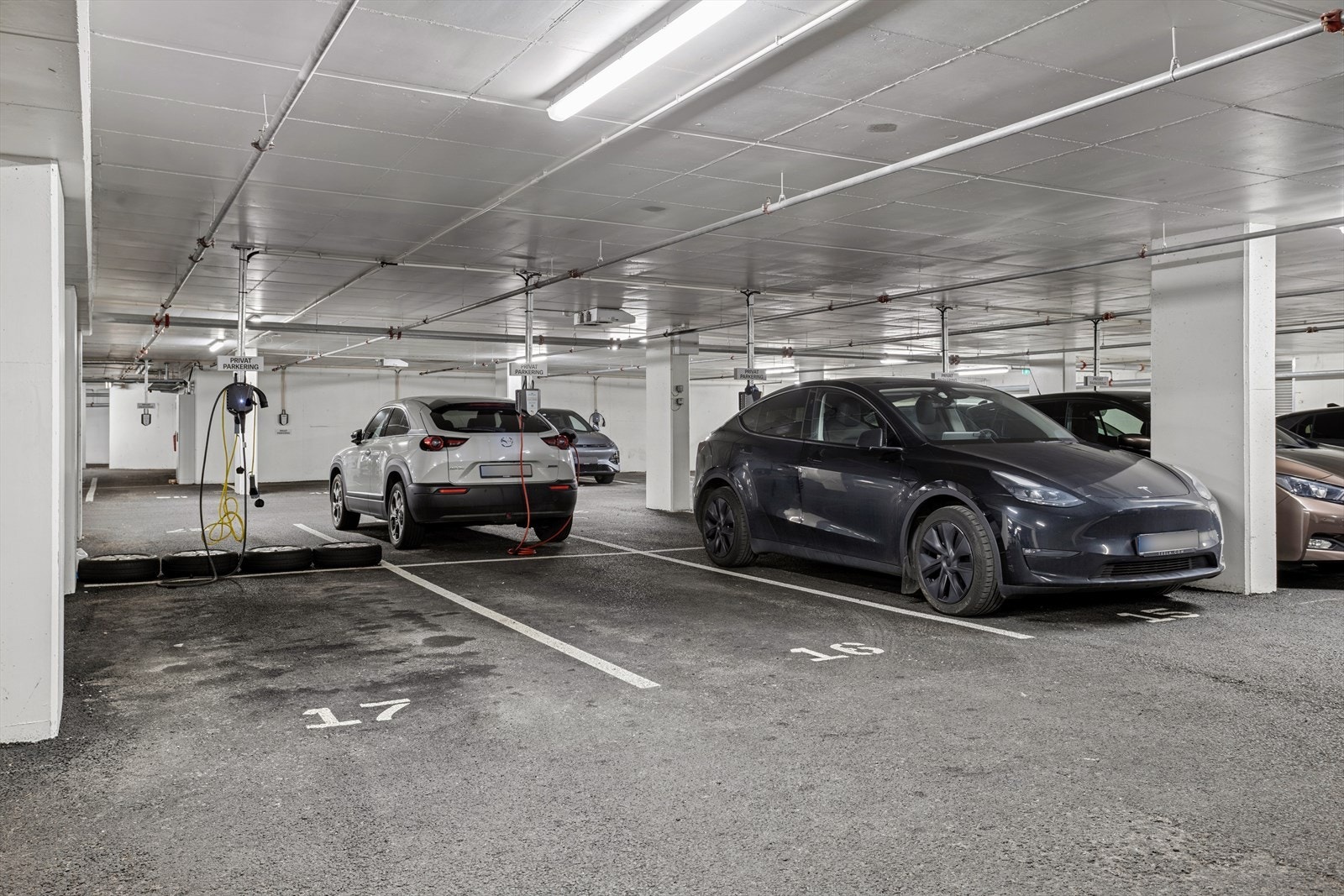 Parkering medfølger handelen (NR 15) Galleribilde