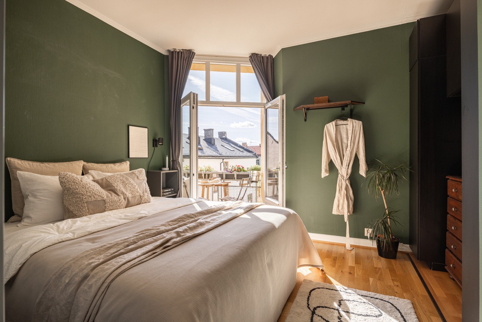 Soverom 1 av svært god størrelse. Galleribilde