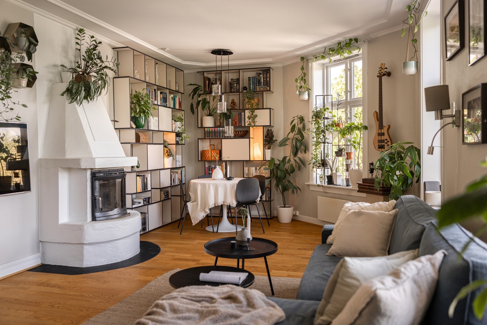 Dette er en lys og klassisk hjørneleilighet. Galleribilde